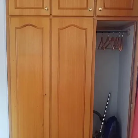 Merkezi Konumda Sahil Bandinda Park Yani 3+1 Gunluk Kiralik Luks Daire Appartement *