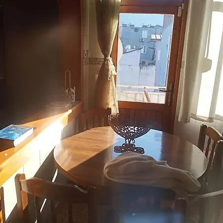 Merkezi Konumda Sahil Bandinda Park Yani 3+1 Gunluk Kiralik Luks Daire Appartement Fethiye